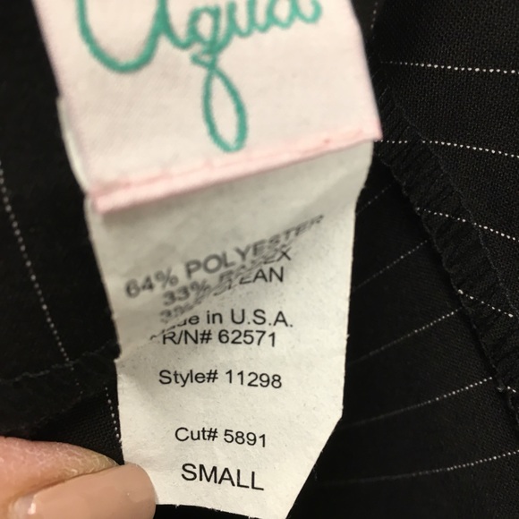 NWOT Aqua Knee-length Blk/white Pinstriped Skirt - Picture 3 of 4